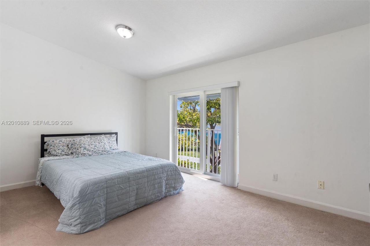 835 NE 19th Ave , Unit 2, Fort Lauderdale, FL 33304 Photo