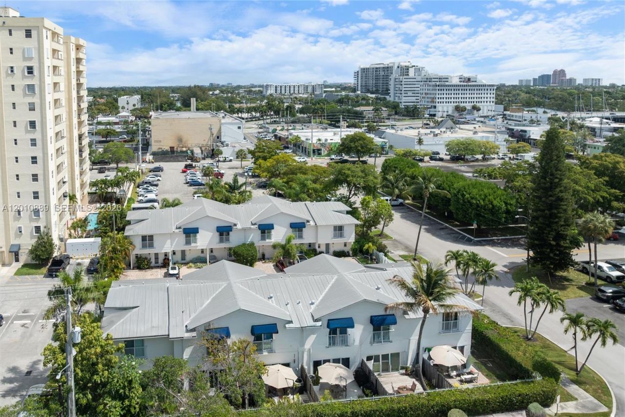 835 NE 19th Ave , Unit 2, Fort Lauderdale, FL 33304 Photo