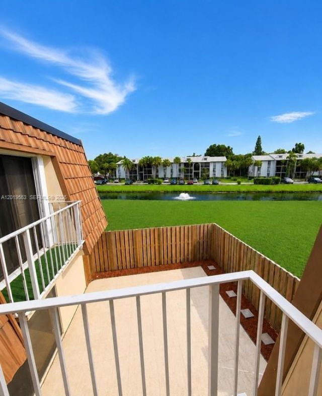 824 Blue Ridge Cir, West Palm Beach, FL 33409 Photo