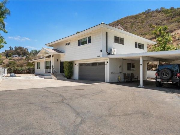 3548 Laurashawn Lane, Escondido, CA 92026