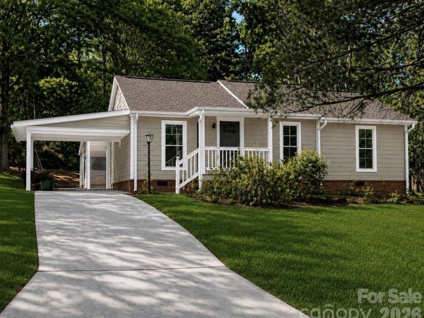 6921 Kirkcaldy Lane, Mint Hill, NC 28227