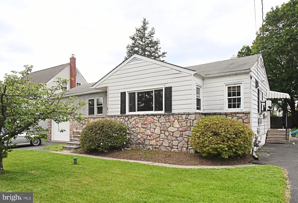 50 Trumbauersville Road, Quakertown, PA 18951 Main Photo