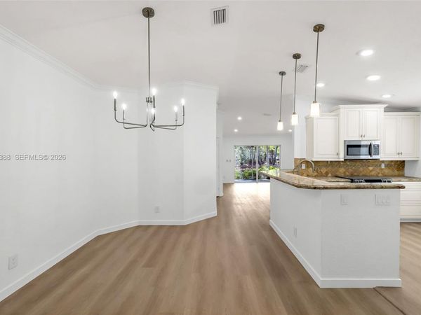 Coral Springs, FL 33076