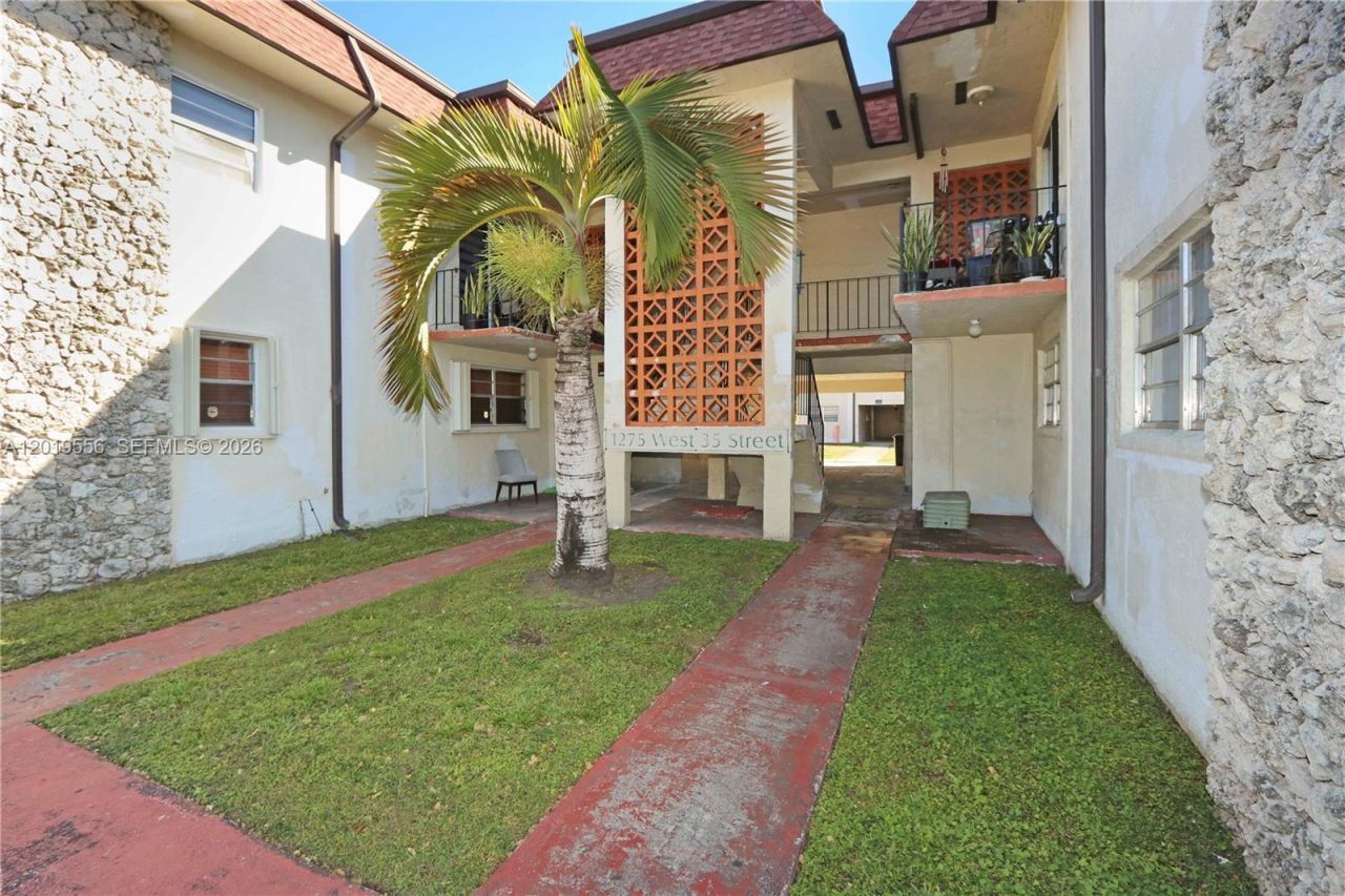 1275 W 35th St , Unit 45B, Hialeah, FL 33012 Photo