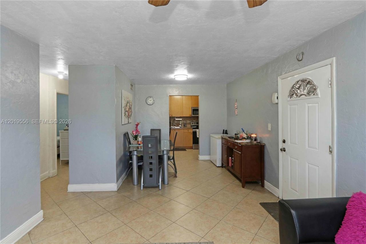 1275 W 35th St , Unit 45B, Hialeah, FL 33012 Photo