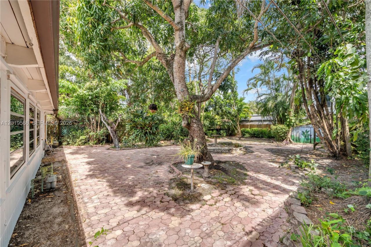 841 SW 11th Ct, Fort Lauderdale, FL 33315 Photo