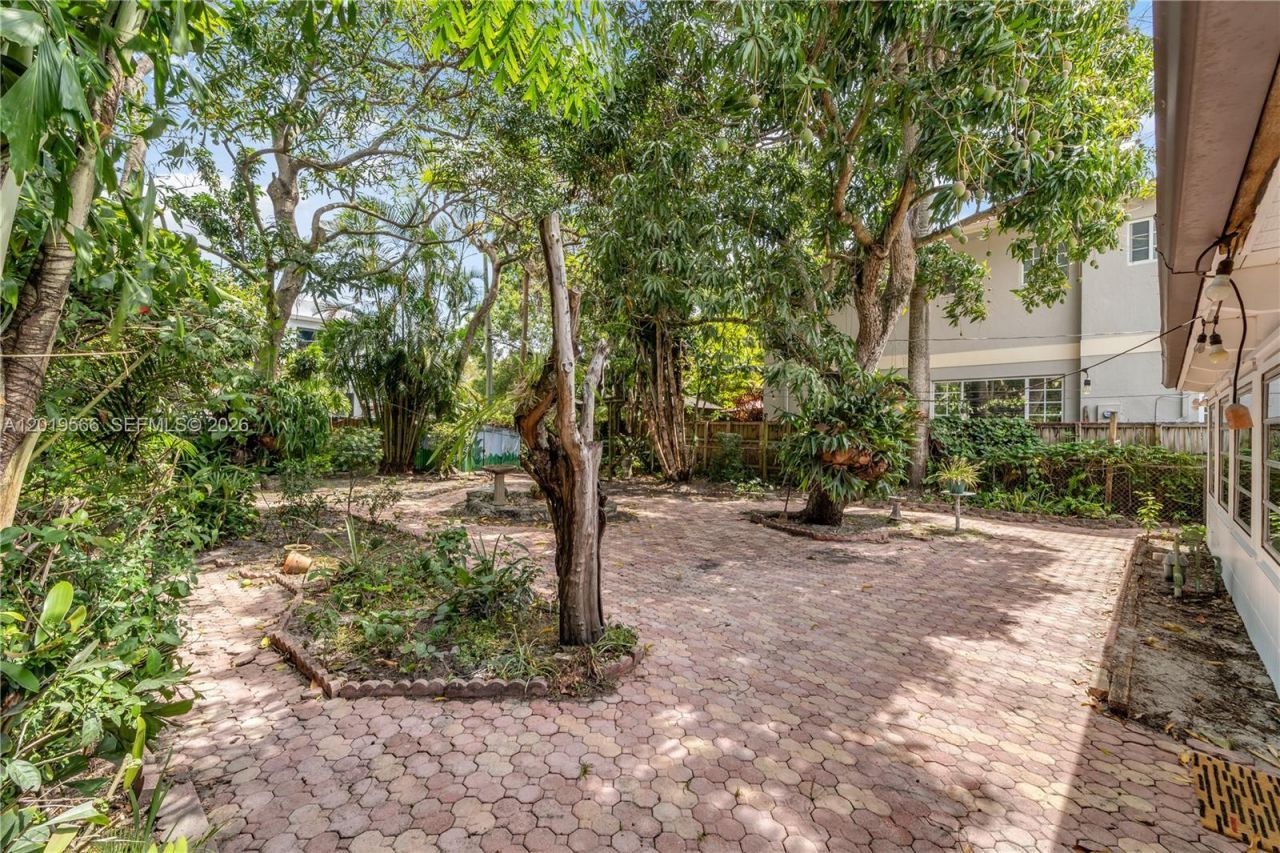 841 SW 11th Ct, Fort Lauderdale, FL 33315 Photo