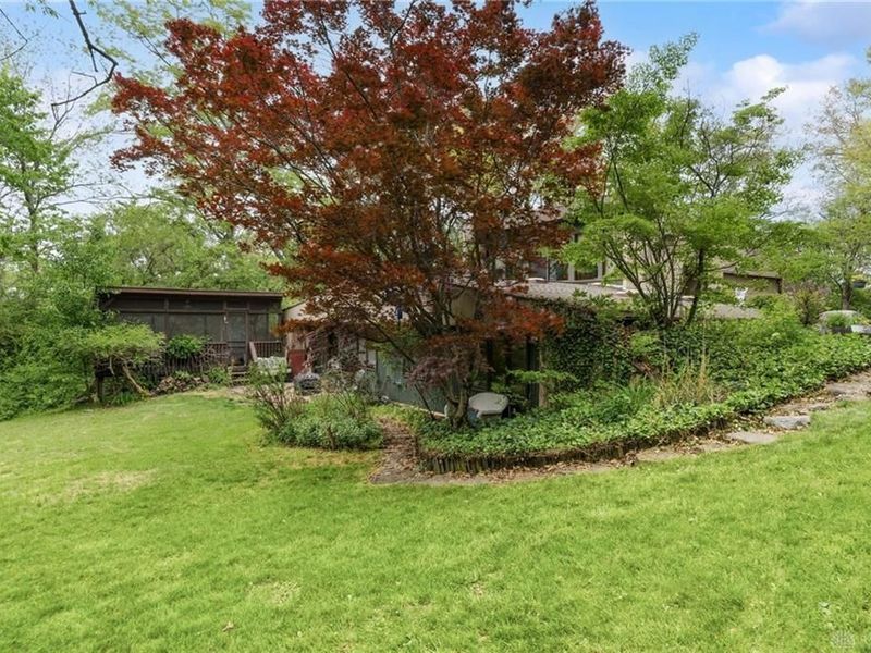 1940 Armstrong Road, Bath Township, OH 45324 Photo 6