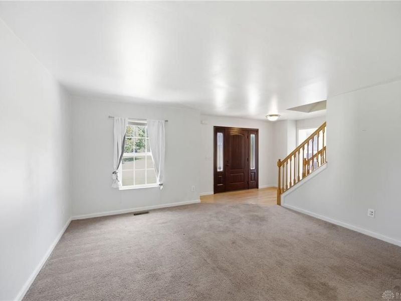 1087 Kingsview Court, Maineville, OH 45039 Photo 10