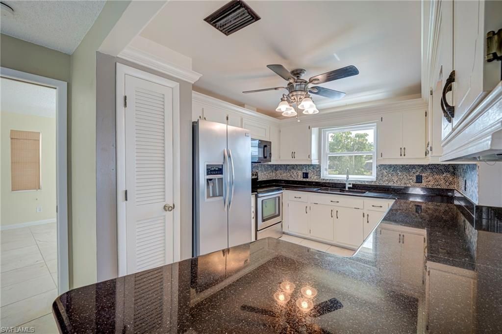 2301 SE 5th Ct , Cape Coral, FL 33990 Photo