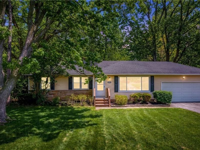 763 Som Center Road, Mayfield Village, OH 44143 Photo 1