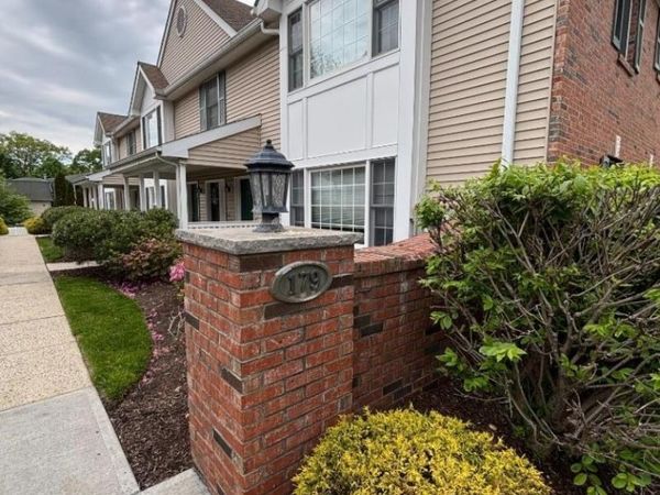 179 Roseland Ave, Unit 1, Caldwell, NJ 07006