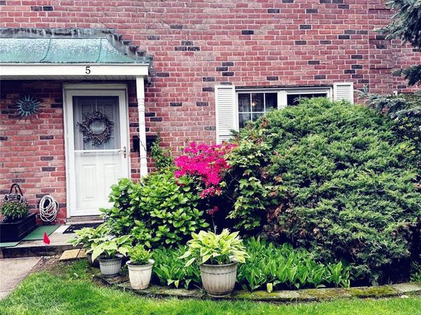 930 Merrick Rd , Unit 5, Baldwin, NY 11510