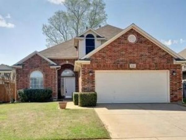8729 Sunset Trace Drive, Fort Worth, TX 76244