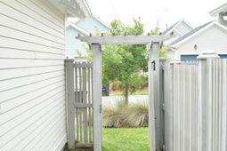 139 Clear Bend Lane photo 4