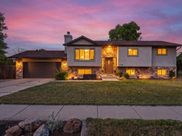 2546 W KAMAS DR , Taylorsville, UT 84129