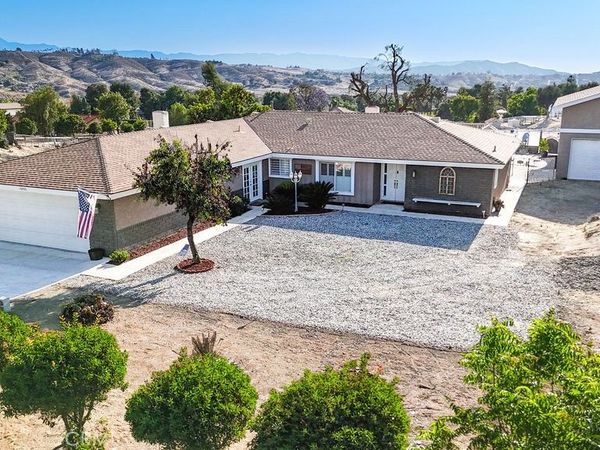 16465 Holcomb Way, Riverside, CA 92504