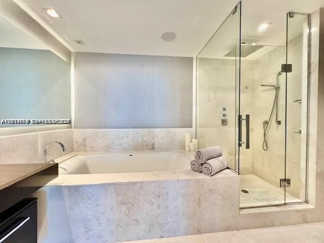 17121 Collins Ave , Unit 1003, Sunny Isles Beach, FL 33160 Photo
