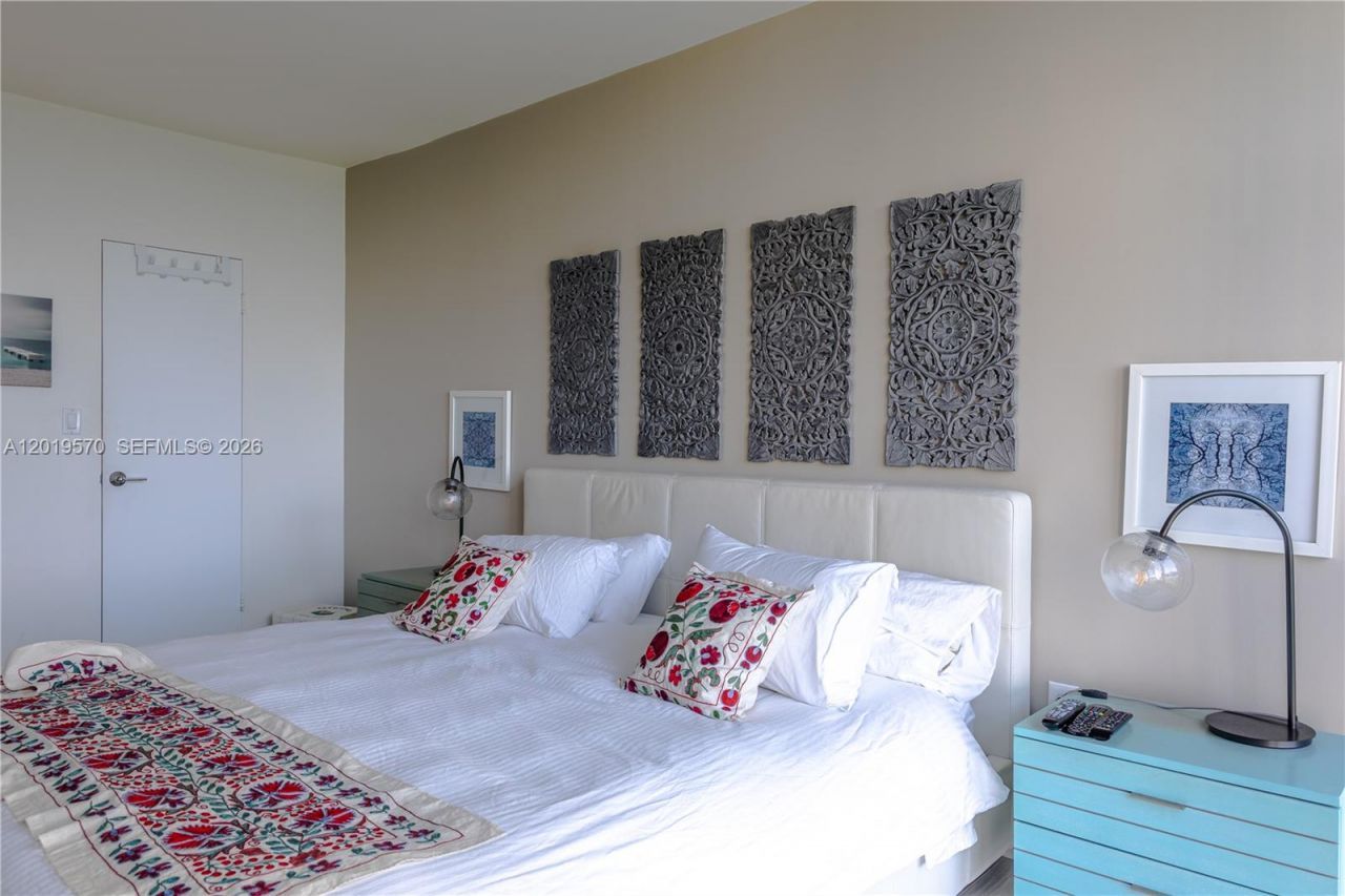 10275 Collins Ave, Unit 634, Bal Harbour, FL 33154 Photo