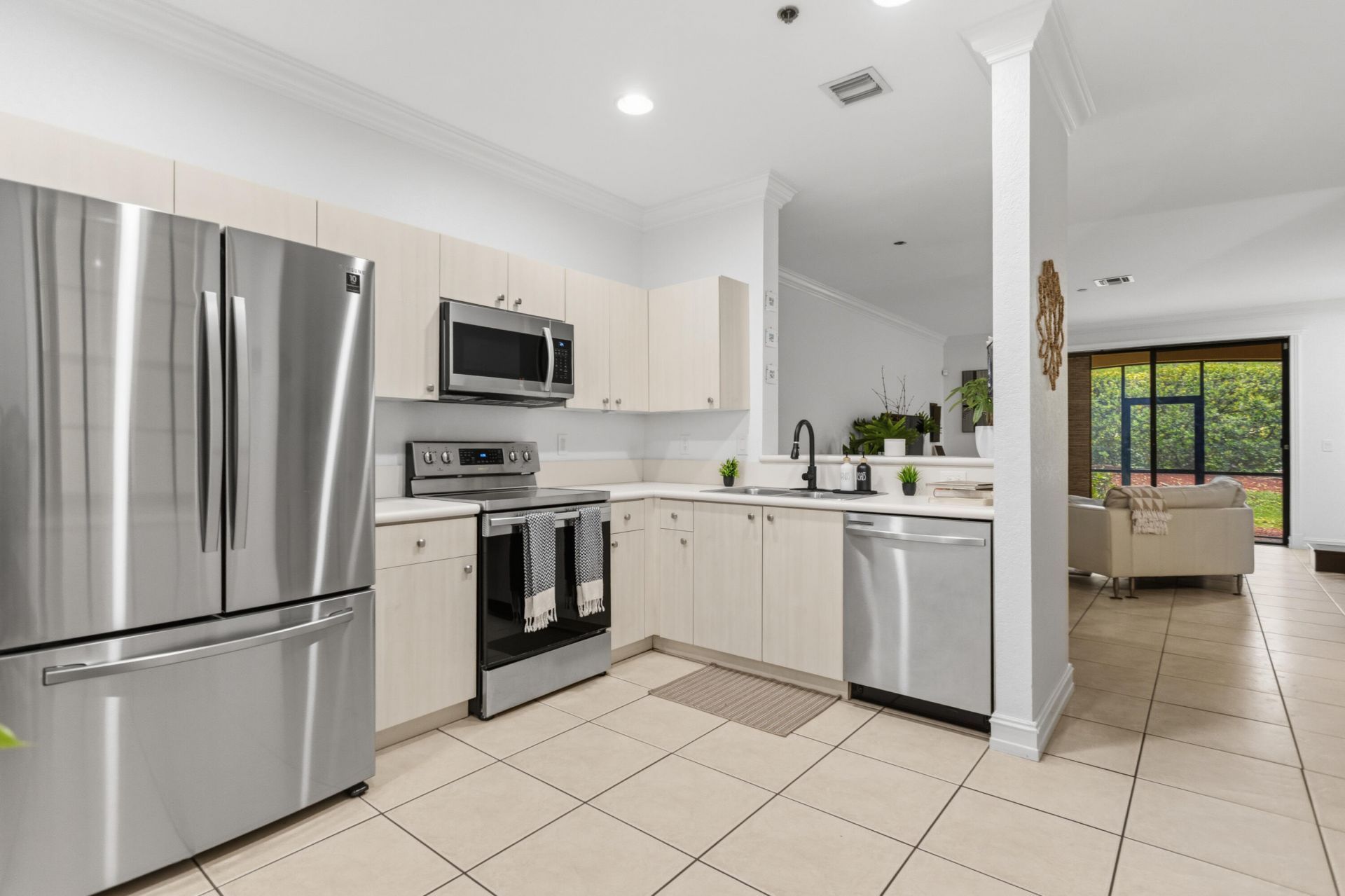 3915 Vista Grove Lane, Weston, FL 33332 Photo