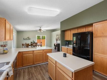 17235 Aquamarine Drive, Reno, NV 89508 Photo