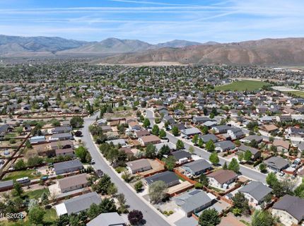 17235 Aquamarine Drive, Reno, NV 89508 Photo