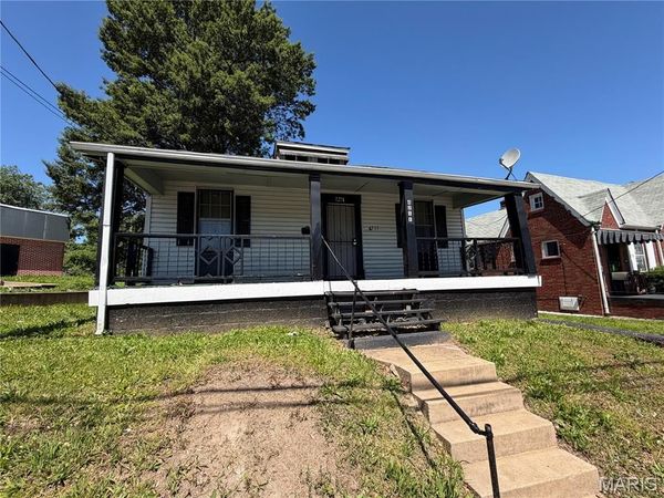 4211 Jennings Station Road , Pine Lawn, MO 63121