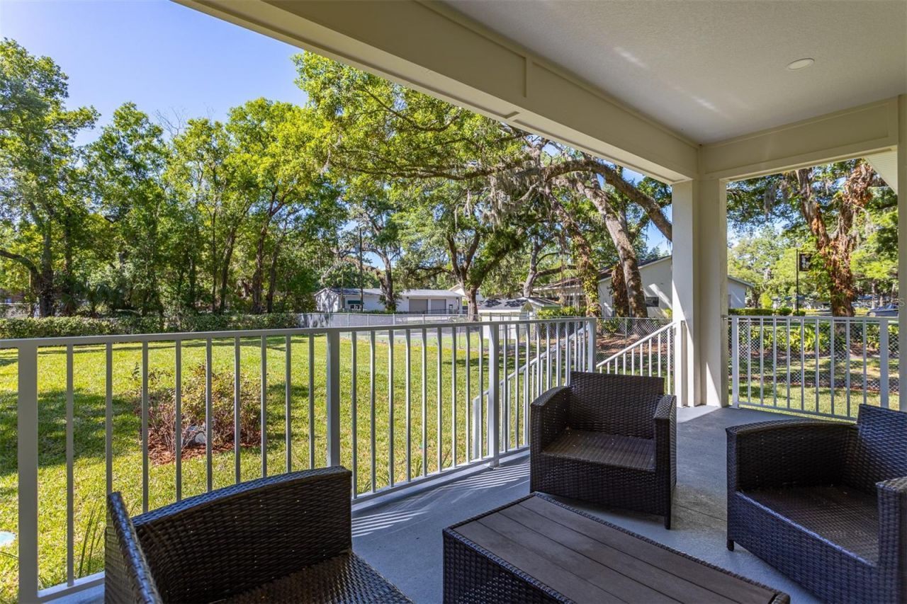 11421 & 11423 Weldon Street , Seffner, FL 33584 Photo