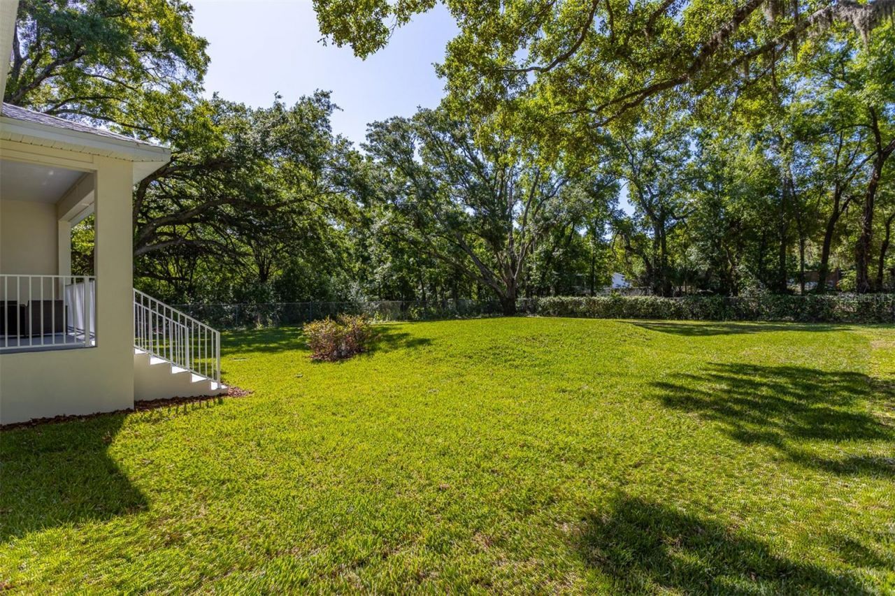 11421 & 11423 Weldon Street , Seffner, FL 33584 Photo