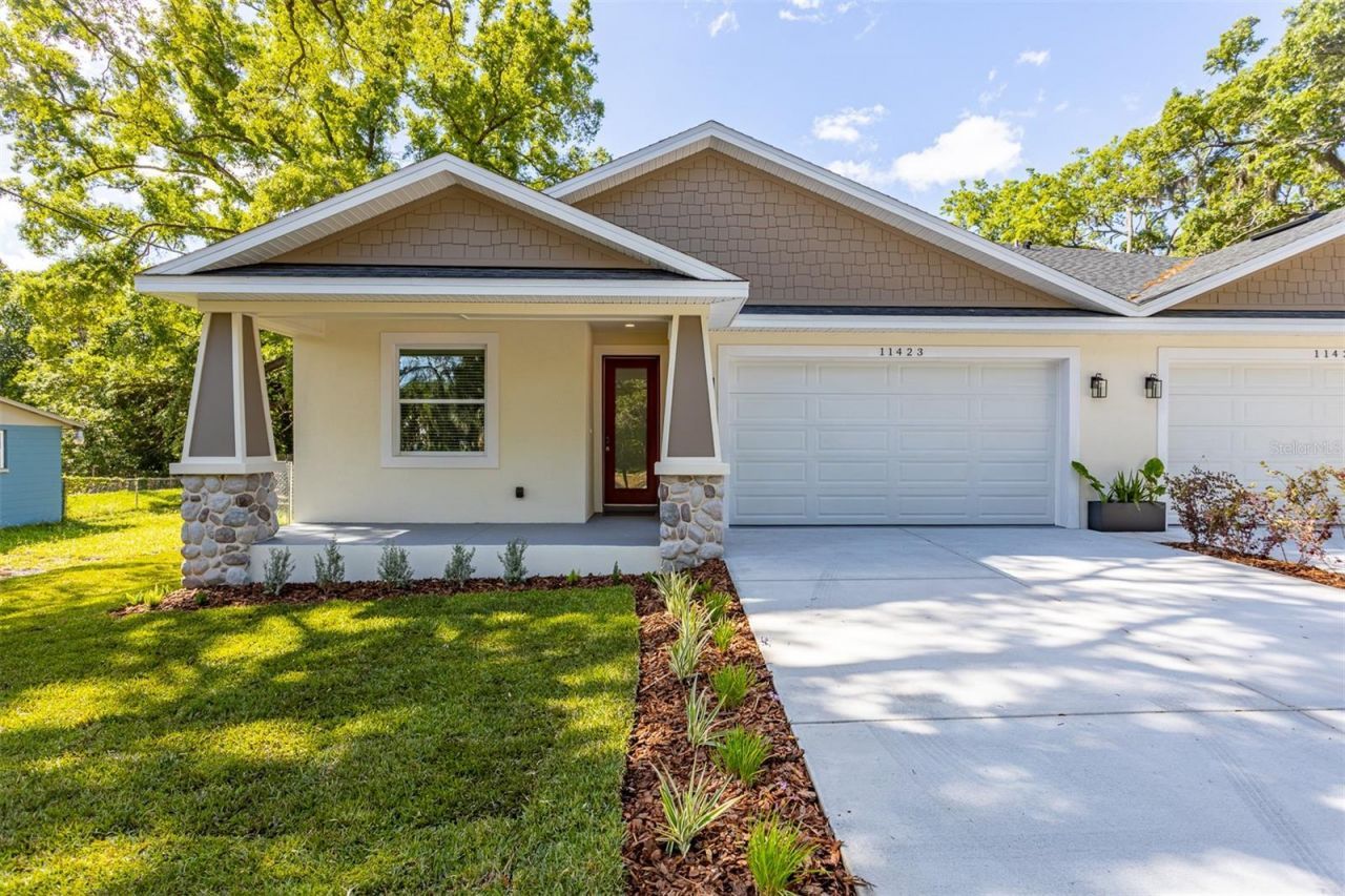 11421 & 11423 Weldon Street , Seffner, FL 33584 Photo