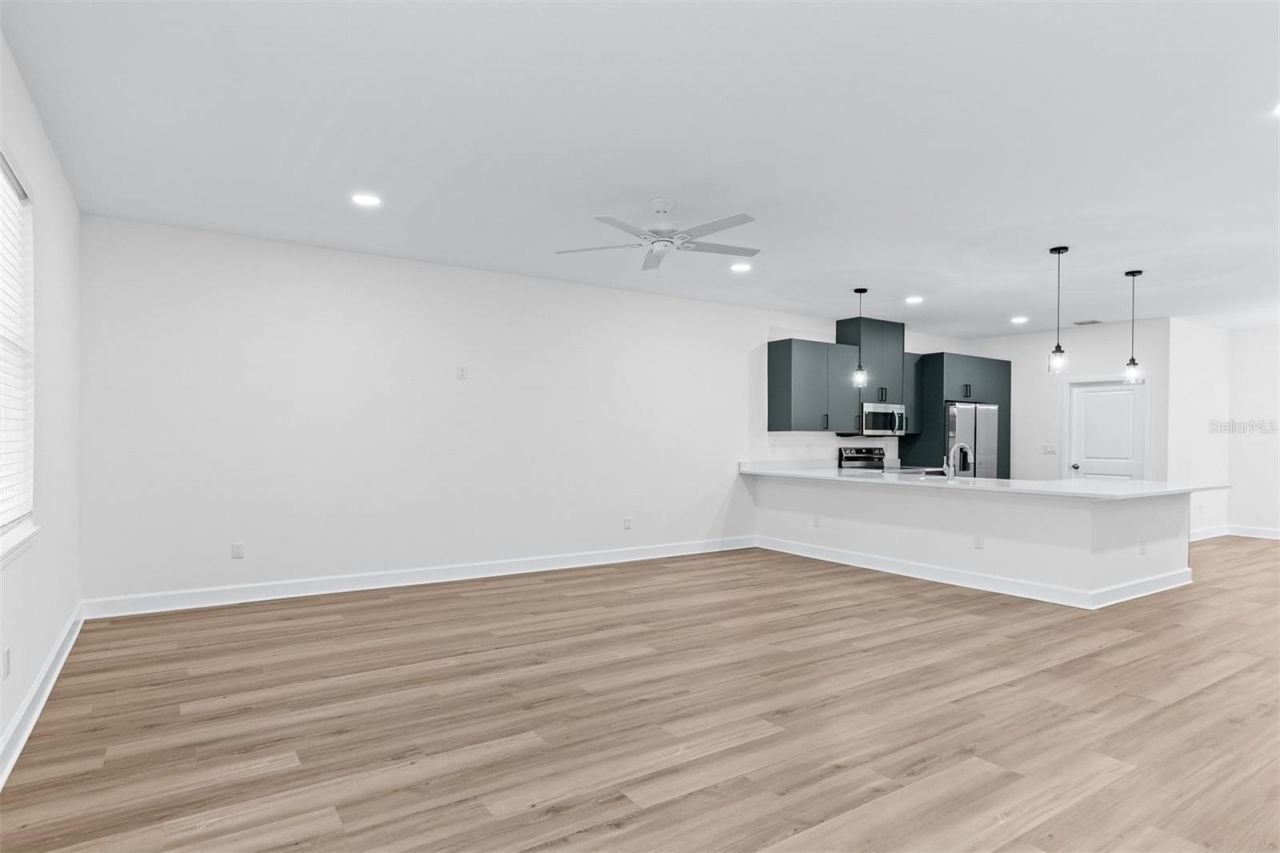11421 & 11423 Weldon Street , Seffner, FL 33584 Photo