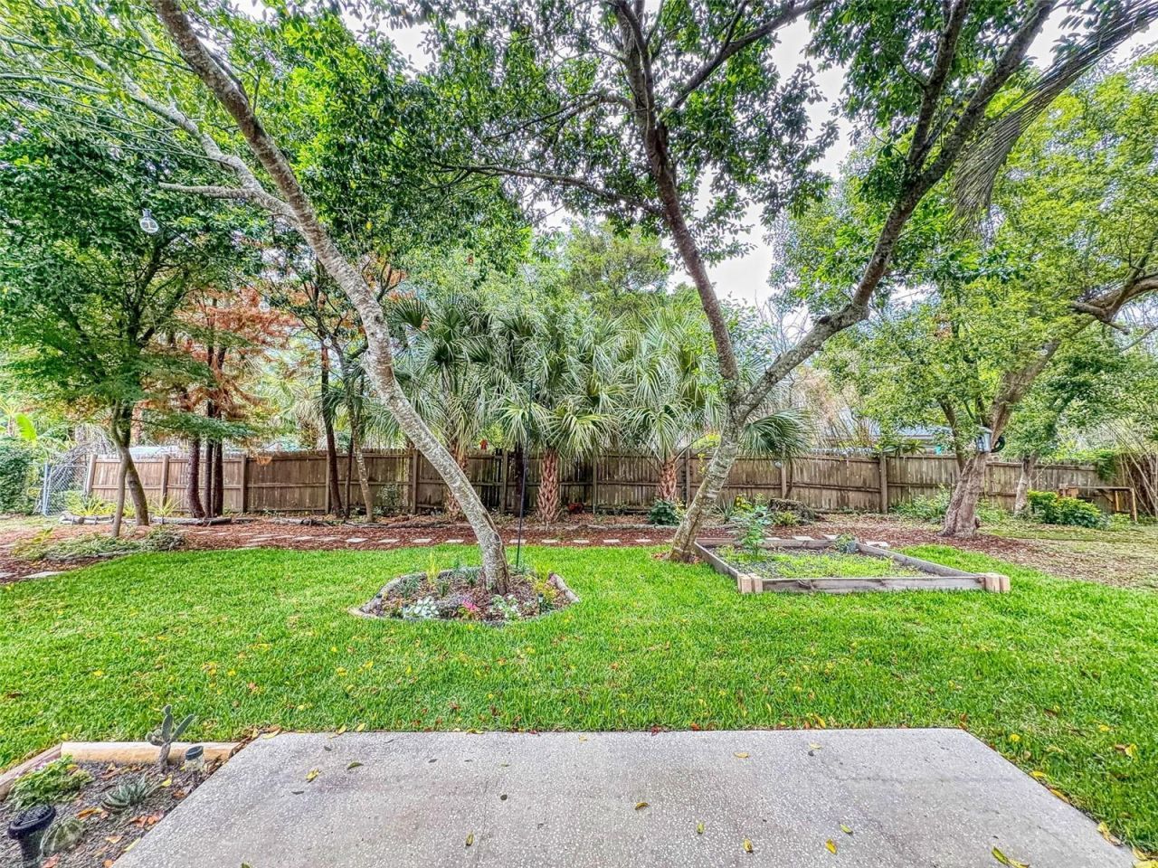 111 Valencia Drive , Edgewater, FL 32132 Photo