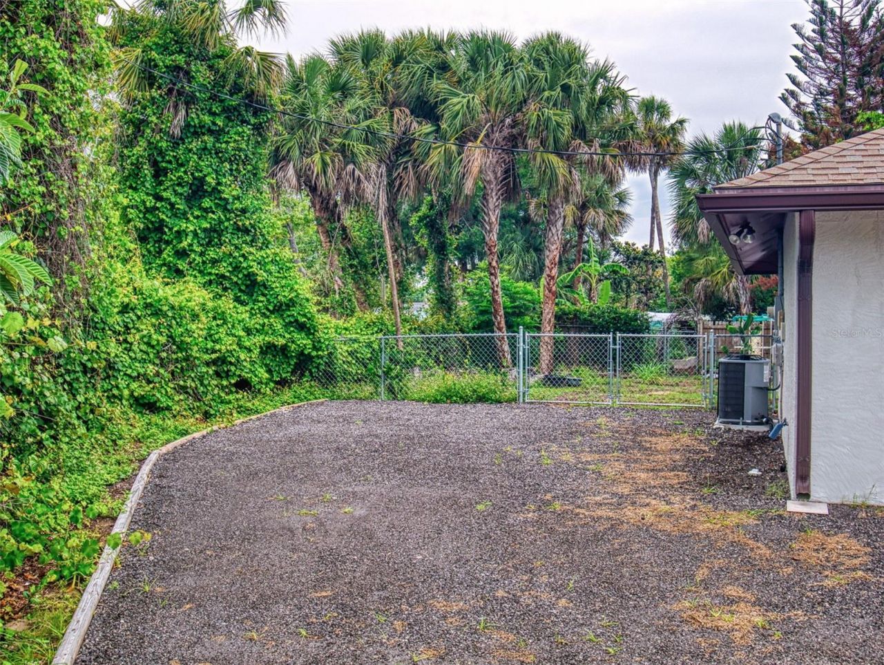 111 Valencia Drive , Edgewater, FL 32132 Photo
