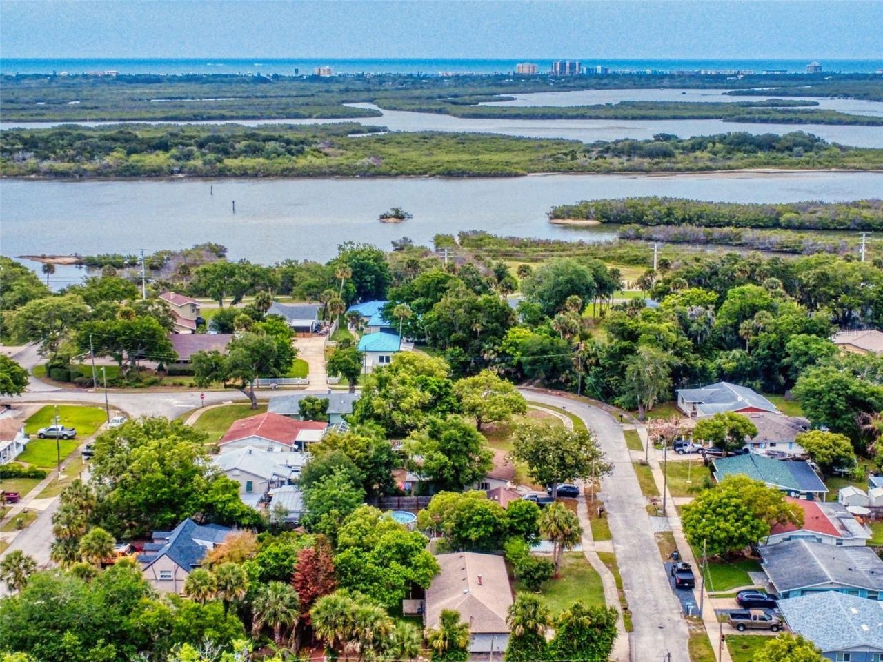 111 Valencia Drive , Edgewater, FL 32132 Photo