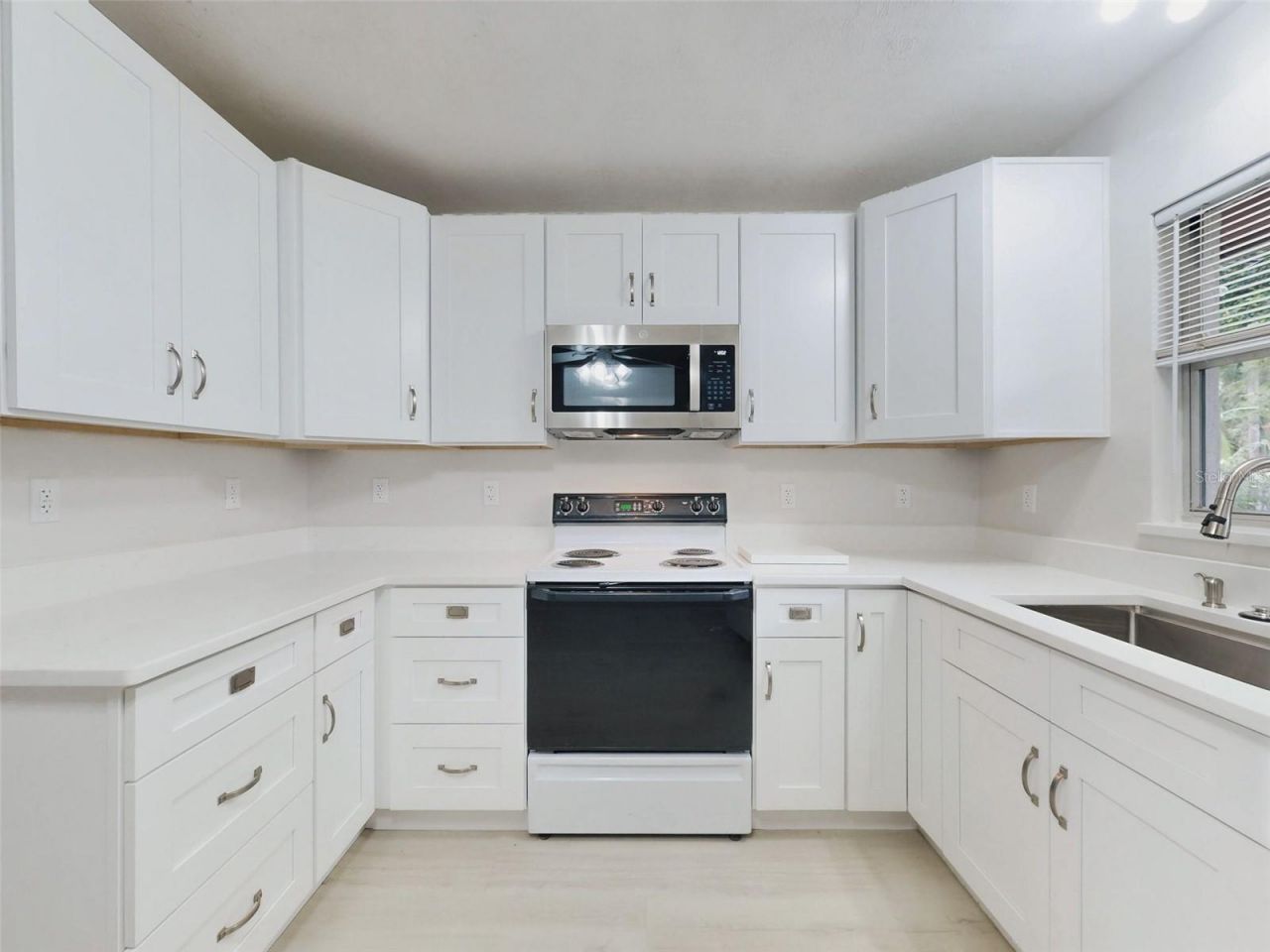 111 Valencia Drive , Edgewater, FL 32132 Photo