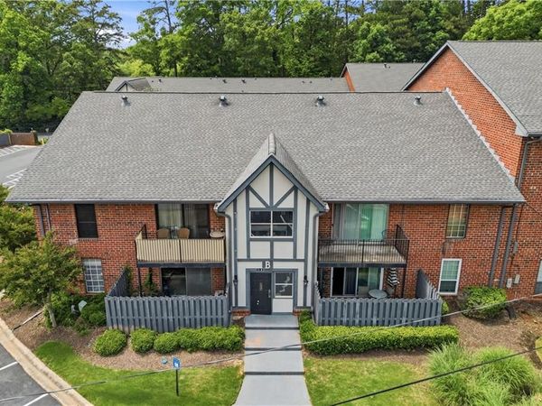 6851 Roswell Road , Unit B3, Atlanta, GA 30328