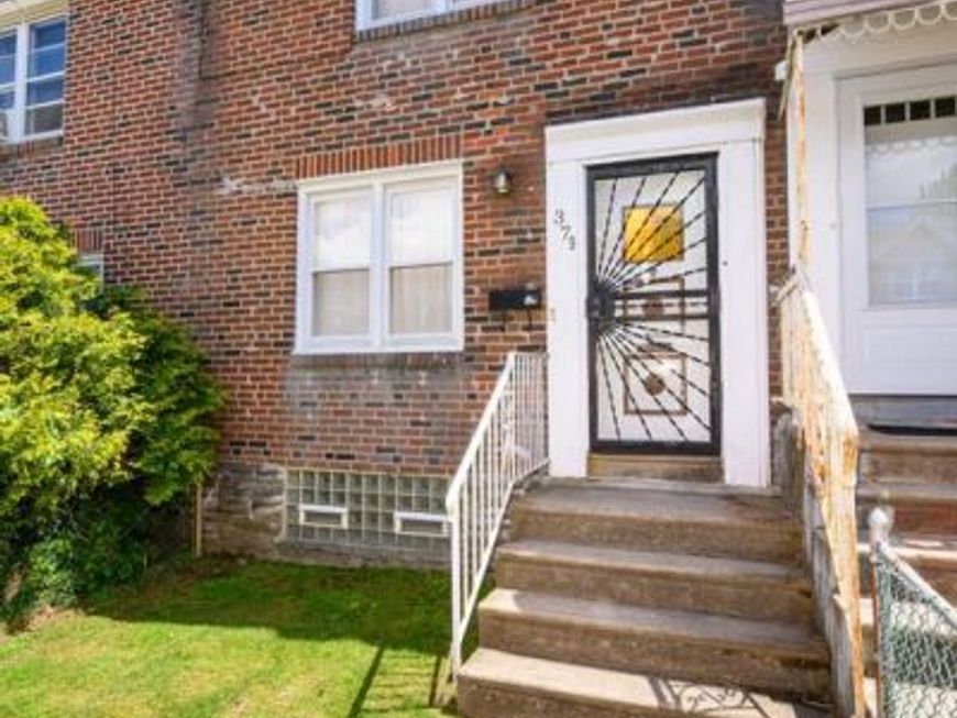 379 Fairway Terrace, Philadelphia, PA 19128 Main Photo