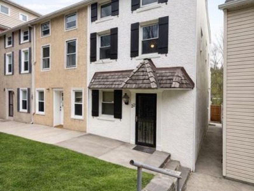 22 Balligomingo Road , Conshohocken, PA 19428 Main Photo