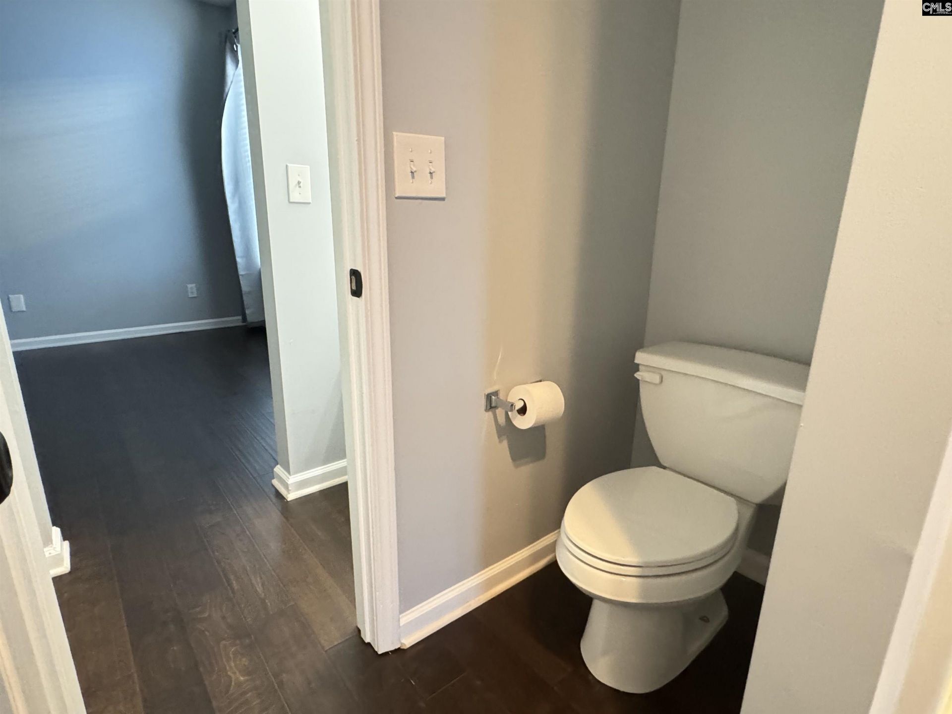416 Buckthorne Drive  Photo 17