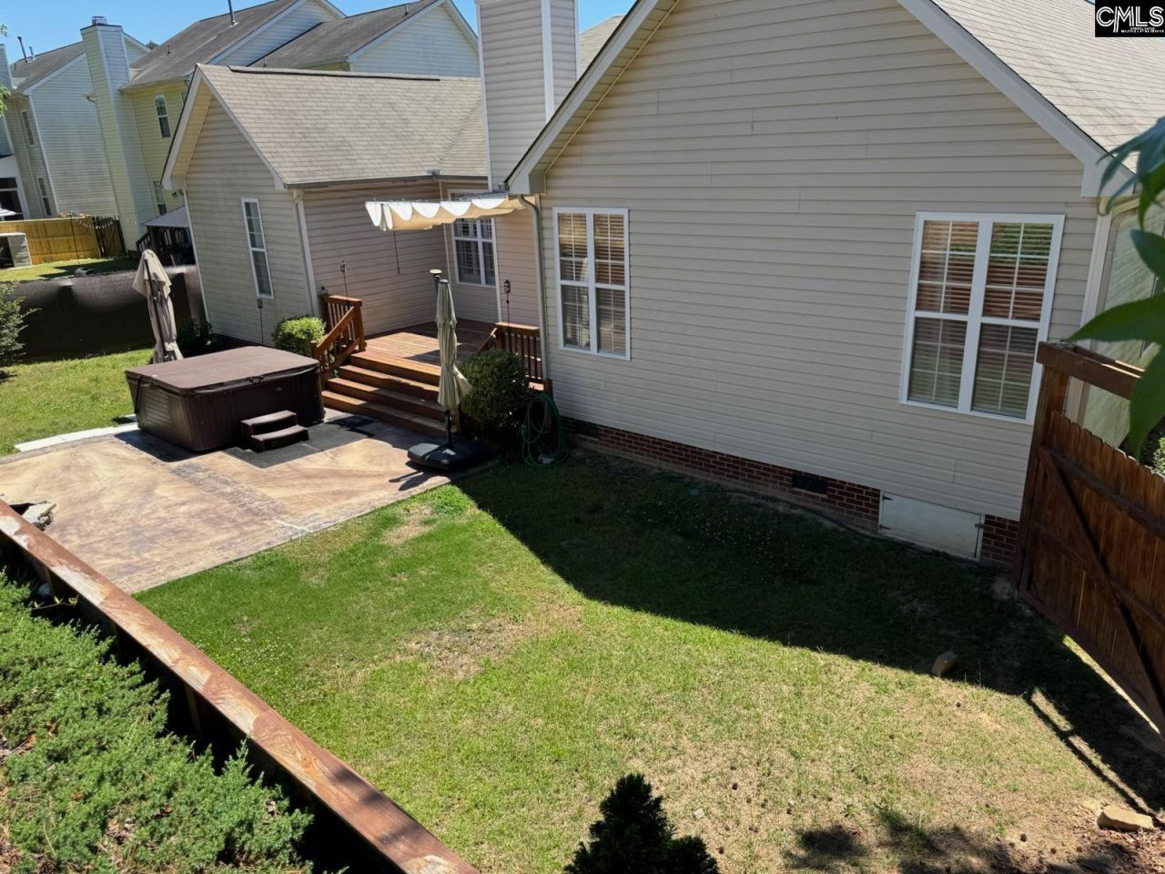 416 Buckthorne Drive  Photo 31