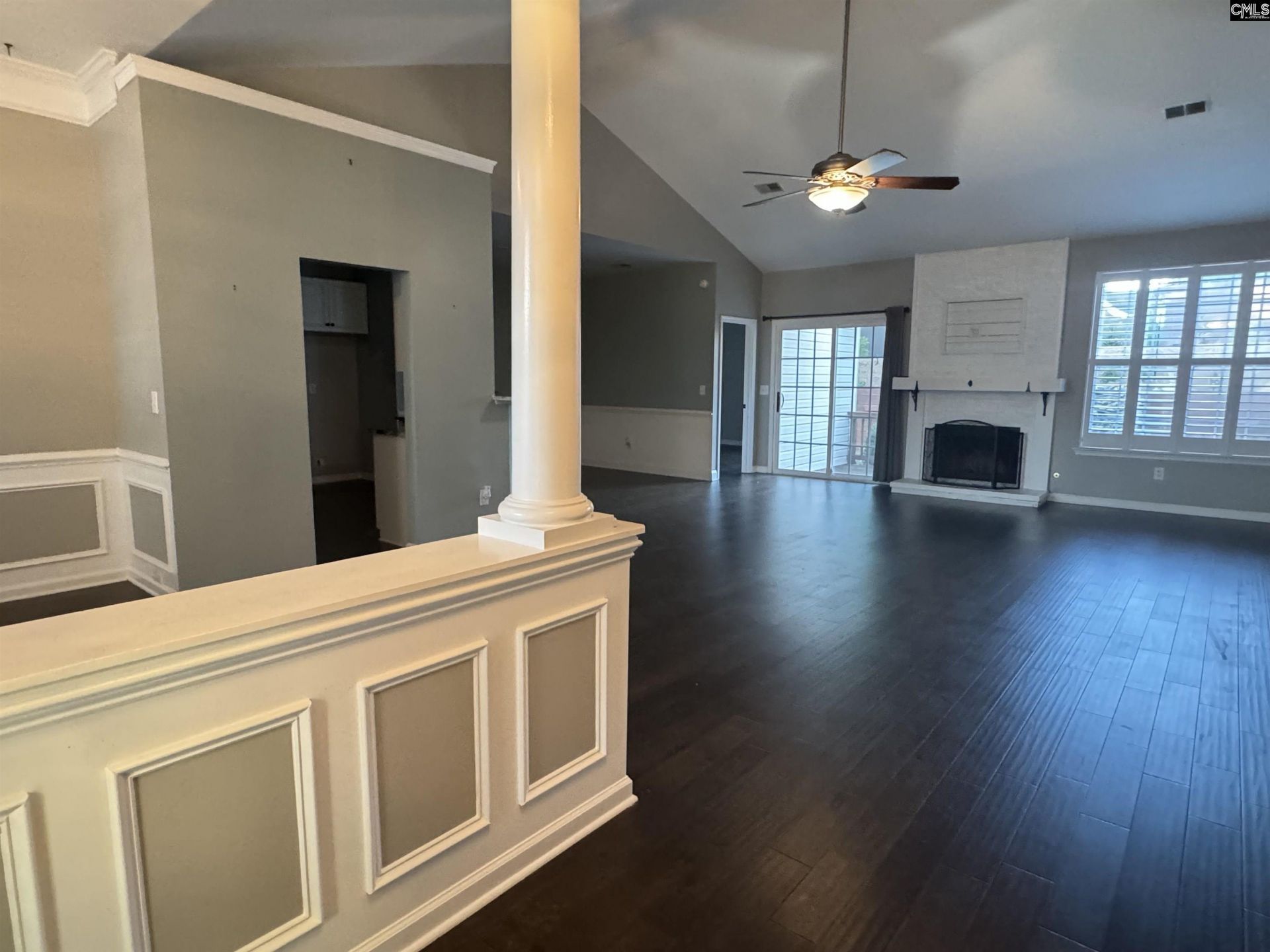 416 Buckthorne Drive  Photo 4