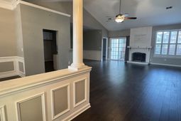 416 Buckthorne Drive  photo 4