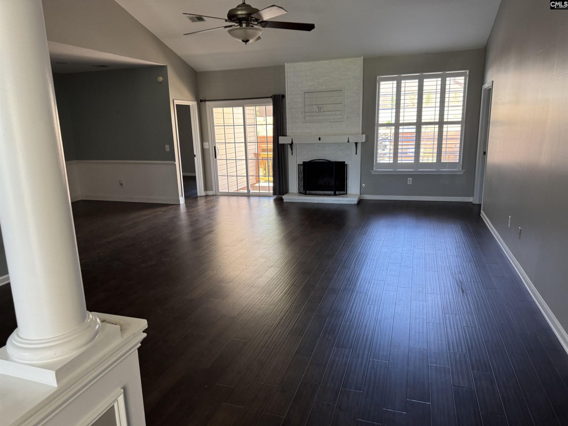 416 Buckthorne Drive  Photo 6