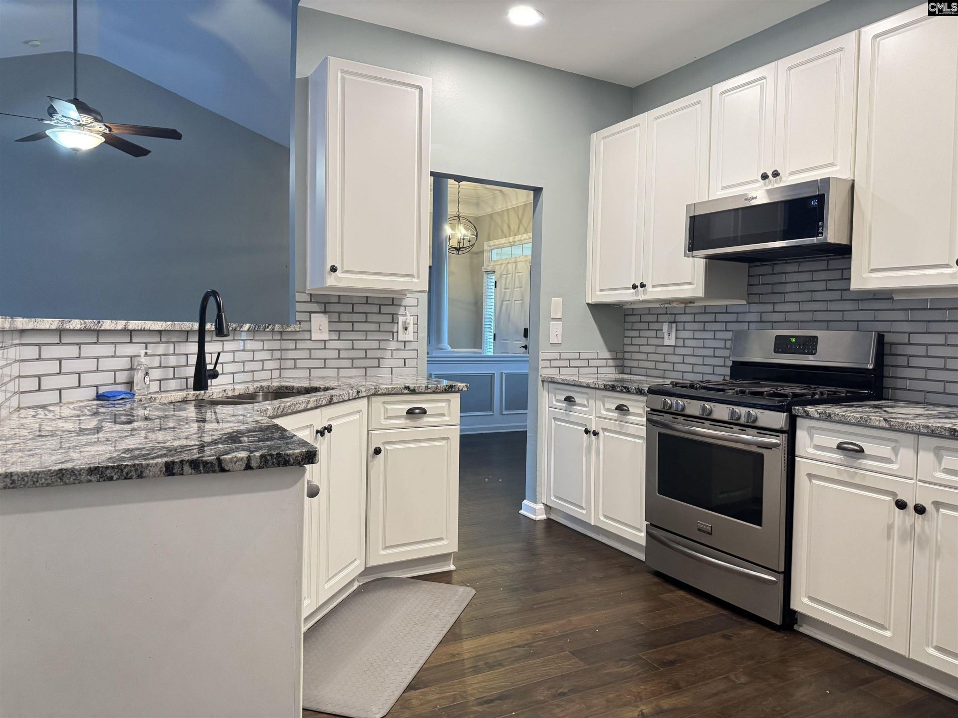 416 Buckthorne Drive  Photo 8