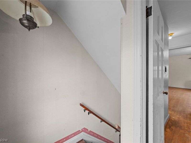 19264 N Sagamore Road, Fairview Park, OH 44126 Photo 25