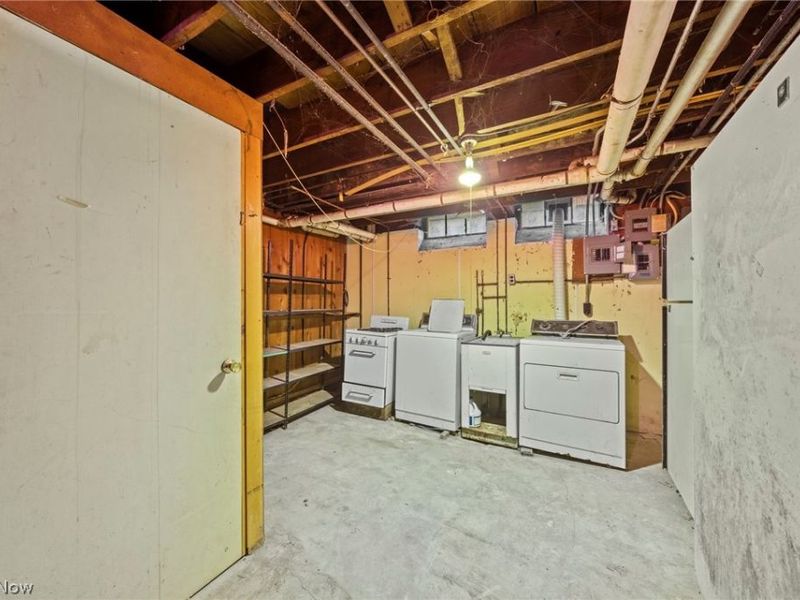 19264 N Sagamore Road, Fairview Park, OH 44126 Photo 42