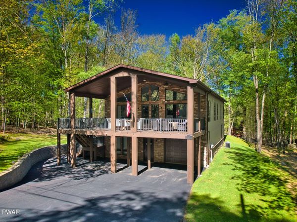 49 White Pine Circle, Lake Ariel, PA 18436