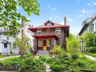 45 Summit Avenue, Buffalo, NY 14214