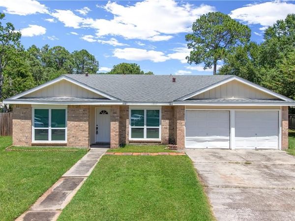 110 CHARLES Drive, Slidell, LA 70460