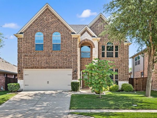 311 Blythe Bridge Drive, Roanoke, TX 76262